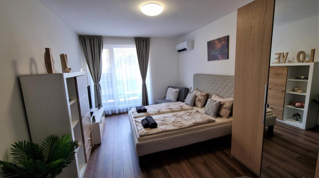 Luxury Quiet Apartment In The City Center Plovdiv Eksteriør billede